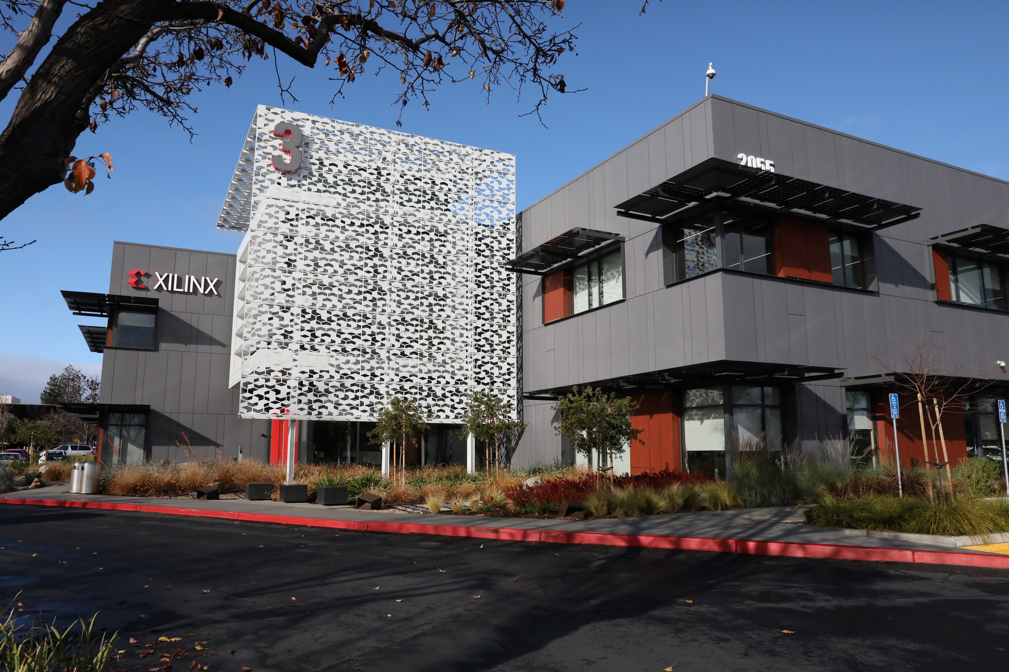 Xilinx CEO Outlines New Vision, Strategy for the Company